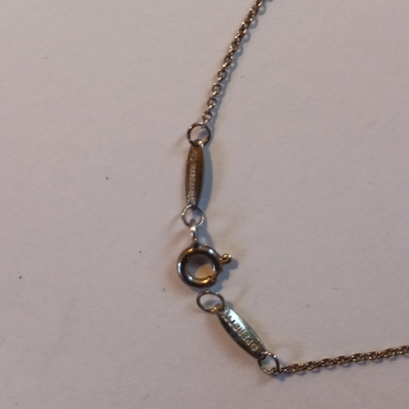 Tiffany and Co. Sterling Silver and Peridot Bracelet. - Picture 2 of 7